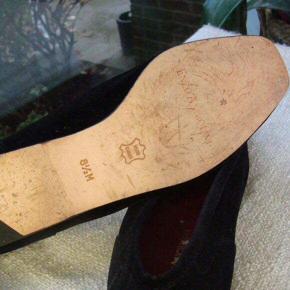 Enzo Angiolini Black Velvet Victorian Edwardian courtesan flat shoes, size 8.5 - Picture 8 of 8